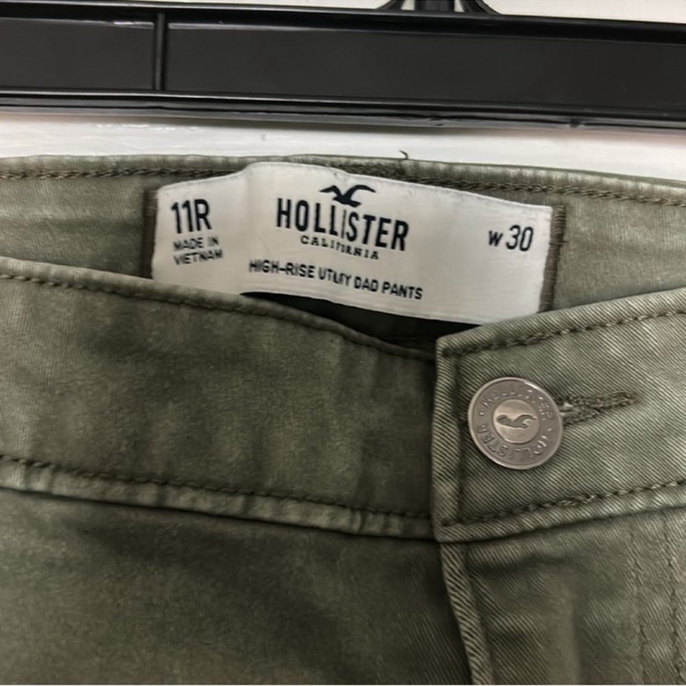 Hollister Green Cargo Pants Straight Leg - Picture 3 of 5